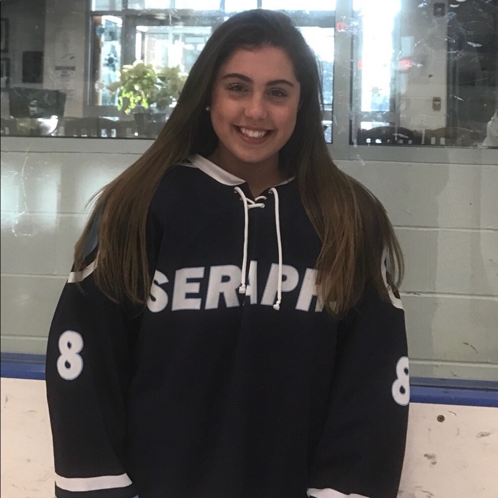 Meet your Posher, Mia